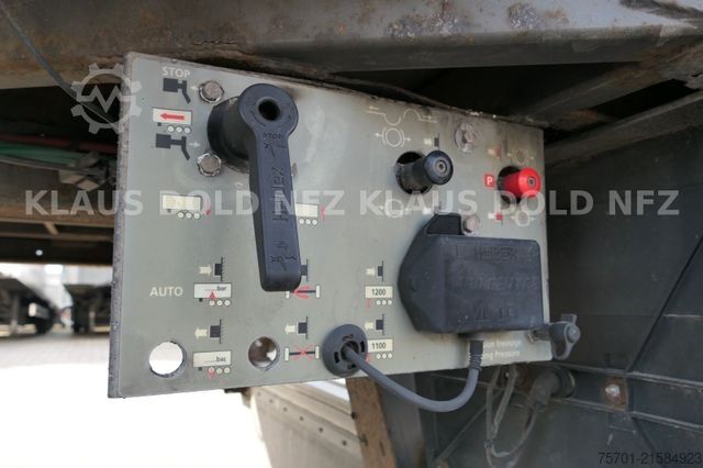 Reefer semitrailer LAMBERET Kühlkoffer Thermo-King Doppelstock SAF-Achsen 