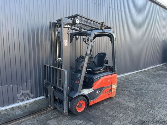 Elektrikli 3 tekerlekli forklift Linde E15-02