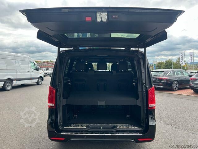 Kombi s vysokou střechou Mercedes-Benz EQV 300 AVA PANORAMA LIege-Paket DISTRONIC
