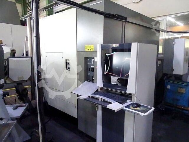 Universal machining center Deckel Maho DMU 80T
