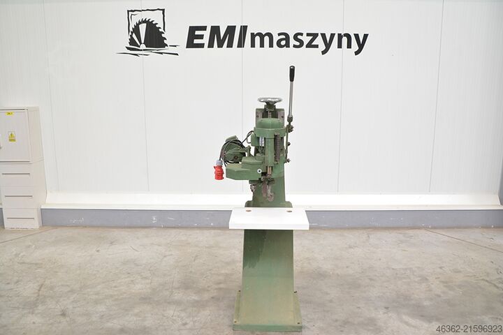 Oscillating drill -- --