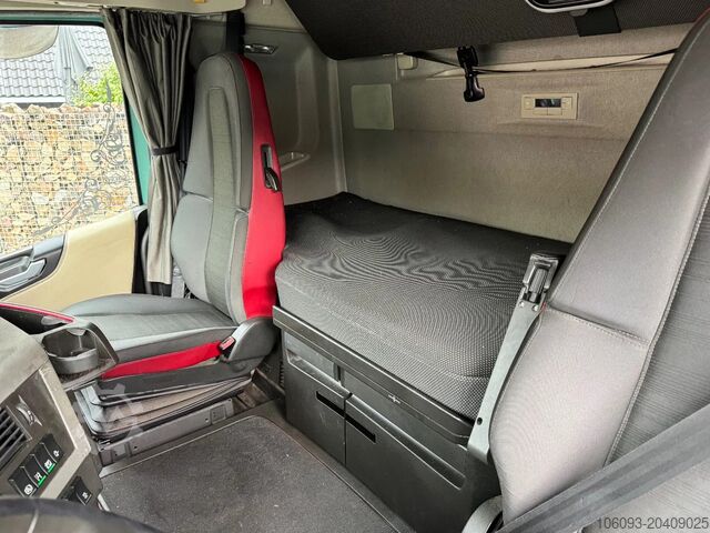 Volume transport Volvo FH 460 6 x 2 Volumencombi