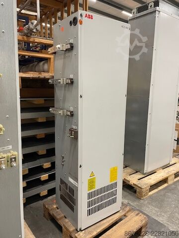 Unità di controllo ABB ACS600 ACS60403203 Frequency Converter 380-415V 397A