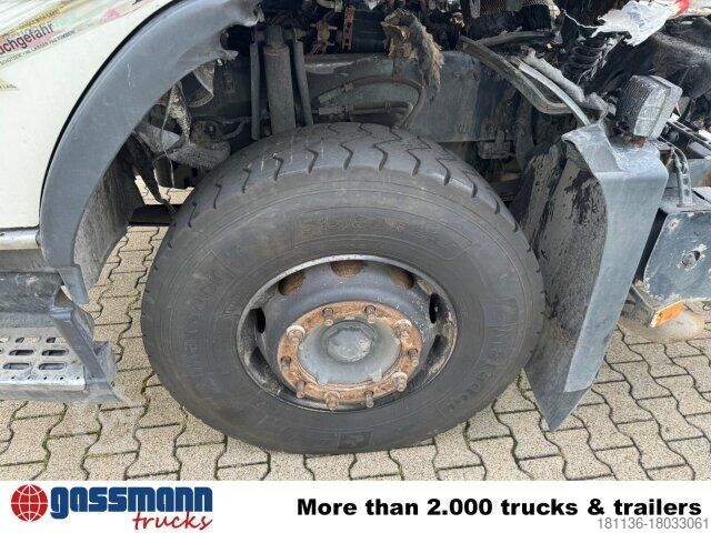 Vrachtwagenchassis Volvo FM 380 6x4 R mit Brandschaden