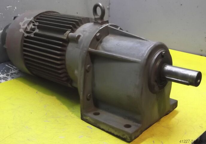 Motorreductor 3 kW 120 rpm Bauer D142/176