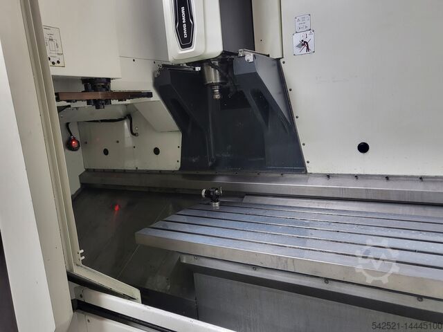 Megmunkáló központ DMG MORI cmx 1100v