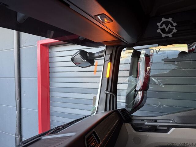 Standard nyergesvontató MAN TGX 18.510 Kipphydraulik Klima Retarder ACC LED