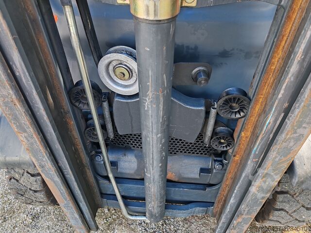 LPG Forklifts Linde H14T-01