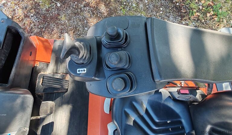 Electric - 4 wheels Toyota 7FBMF25 / batt 2022 unused