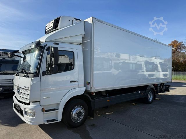 Hűtős teherautó MERCEDES-BENZ ATEGO 1524 L Kühlkoffer 7,30 m LBW 1,5 T*CARRIER