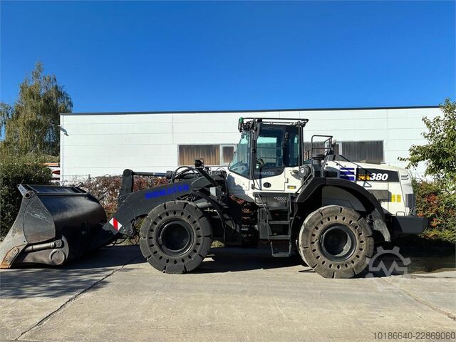  Komatsu WA380-8E0HL