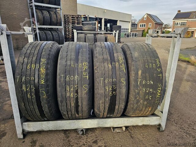 2010 BRIDGESTONE R 164| AANHANGWAGENBAND 425/65 R 22.5 |6/4 MM PROFIEL MET VELG BRIDGESTONE R 164| TRAILER BAND 425/65 R 22.5 |6/4 MM PROFI...