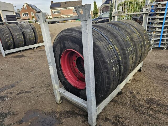 2010 BRIDGESTONE R 164| AANHANGWAGENBAND 425/65 R 22.5 |6/4 MM PROFIEL MET VELG BRIDGESTONE R 164| TRAILER BAND 425/65 R 22.5 |6/4 MM PROFI...