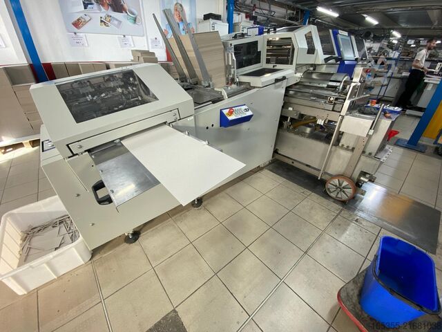 Stroj na výrobu pevných desek pro knihy Kolbus DA-270 Casemaker