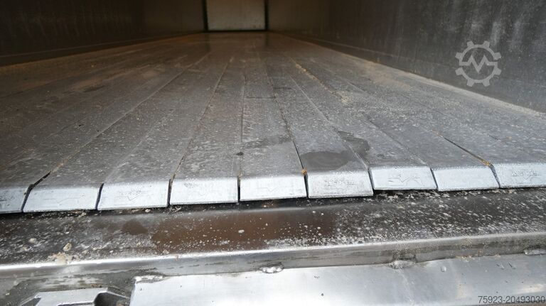 Vloer verplaatsen Kraker 3 AXLE WALKING FLOOR TRAILER