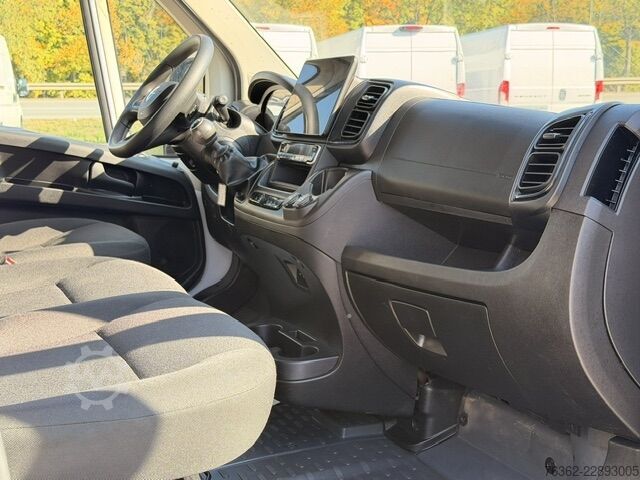 Skåpbil med hög takhöjd och långt axelavstånd Opel Movano Kasten L3H2 BluHDI 180 Klima PDC