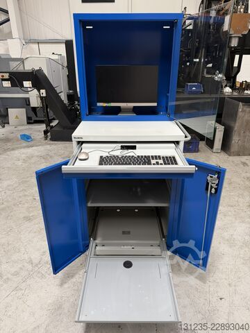 Industriële computerwerkplek  