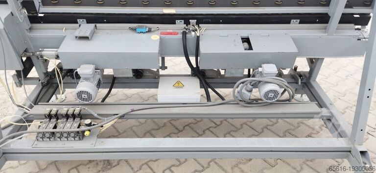 Stacja montażowa ramy Lisec Lisec R8VN-25/16U