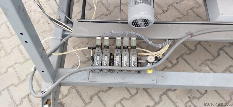 Stație de montare a cadrului Lisec Lisec R8VN-25/16U