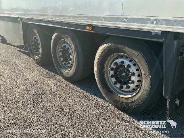Chladírenský návěs Schmitz Cargobull Semitrailer Reefer Standard Dva kata