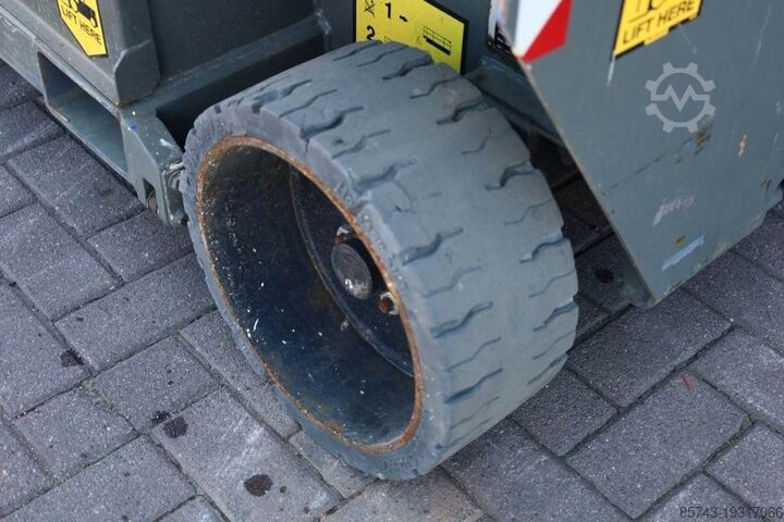 Schaarlift Holland Lift Ecostar HL-7810 Electric, 10m Working Height, 450k