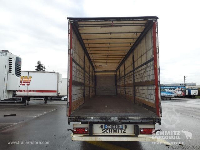 Semi-reboque aberto com lona Schmitz Cargobull Semitrailer Curtainsider Standard
