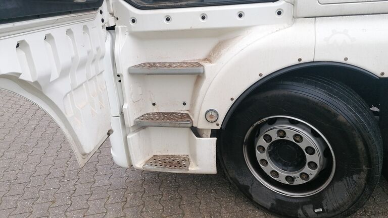 Tracteur MAN TGX 18.480 4x2 BLS WITH TIPPER HYDRAULIC AND GOOD TIRES