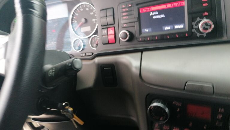 Tracteur MAN TGX 18.480 4x2 BLS WITH TIPPER HYDRAULIC AND GOOD TIRES