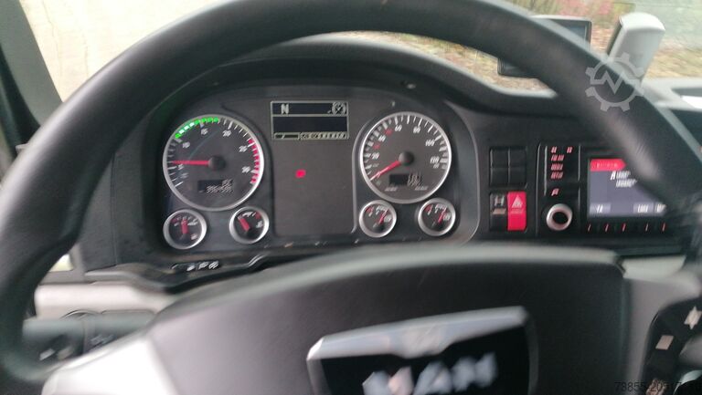 Tracteur MAN TGX 18.480 4x2 BLS WITH TIPPER HYDRAULIC AND GOOD TIRES