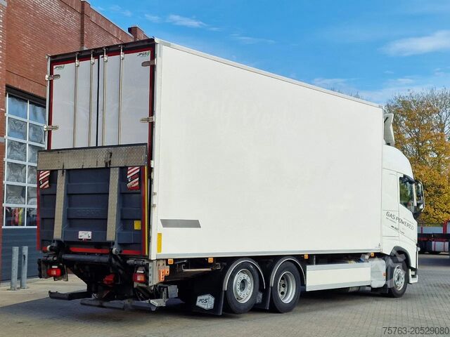Gekoeld/bevroren transport Volvo FH 13.460 Globetrotter 6x2 - Carrier Frigo Supr...