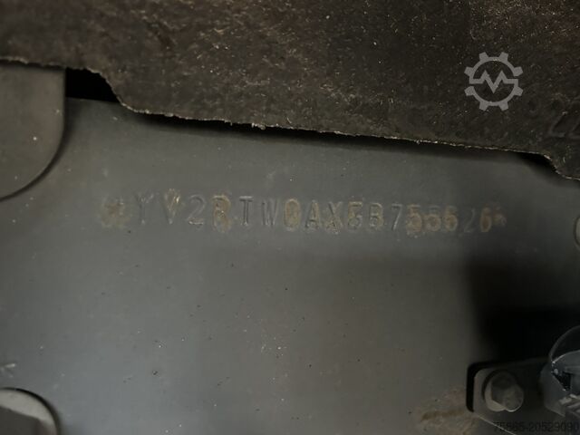 MTS standard Volvo FH 420 Globetrotter / 842 dkm / VEB+ / Smart Ta...