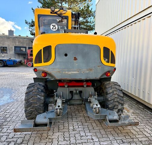 Τροχοφόρος εκσκαφέας WACKER Neuson EW100 / 2016 BJ / 4.603 H / 3 x Löffel