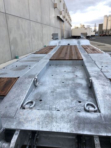 Low loader trailer Möslein T 4 VB H1 1 neuer 4 Achs Tieflader hydraulischen Rampen