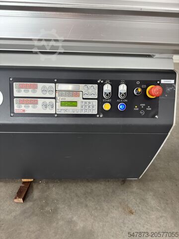 Formátovací pila CNC řízená SAC Presitge 3200