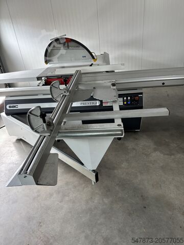 Formátovací pila CNC řízená SAC Presitge 3200