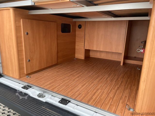 Karavan PÖSSL Roadcruiser | Automatische Sat+TV | Markise*RFK