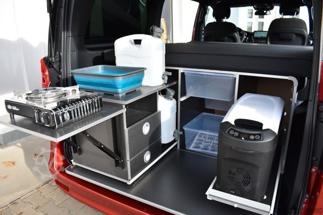 Karavan MERCEDES-BENZ V 300 d lang 4Matic 9G-TRONIC AMG Line Camping