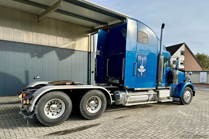 Tractora standard FREIGHTLINER Classic XL