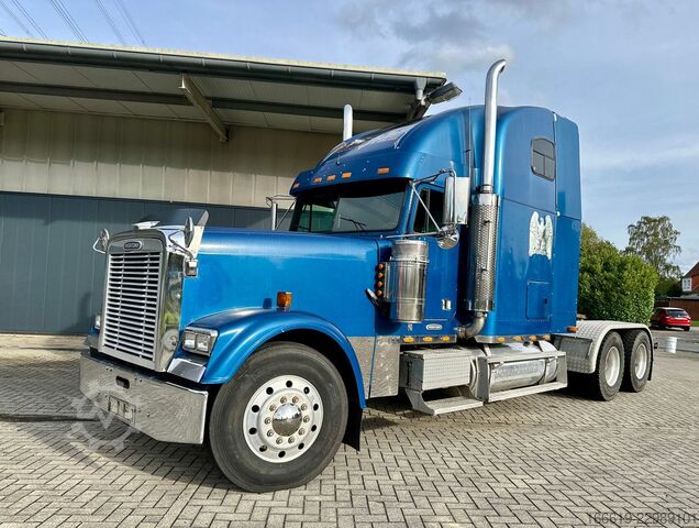 Tractora standard FREIGHTLINER Classic XL