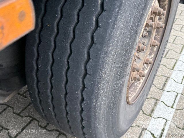 Öppen semitrailer med kapell Schmitz Cargobull Curtainsider Standard