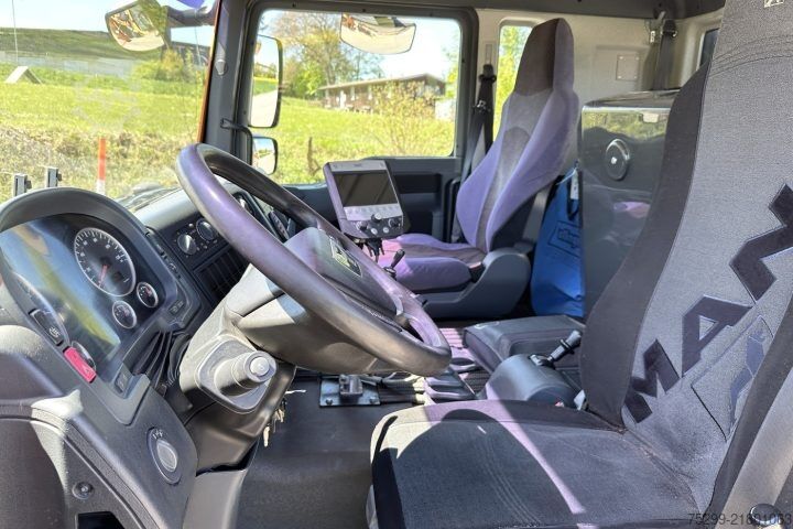 Τρίπλευρο ανατρεπόμενο φορτηγό MAN TGM 13.290 4x4 Kipper Kommunal / Swiss-Vehicle