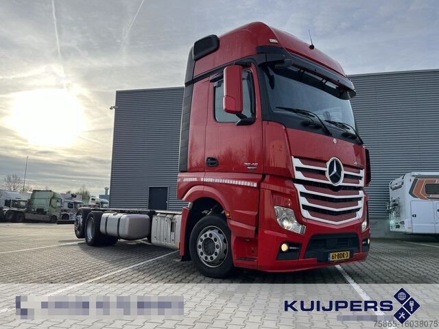 Fahrgestell Mercedes-Benz Actros 2545 Gigaspace / 6x2 / Chassis - Cabine / 2