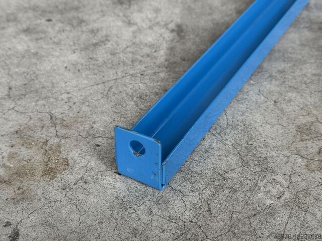 Hochregallager Abstandhalter Regal Stow Pal Rack NS Regalverbinder / 700 mm