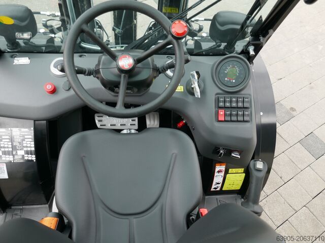 Terepjáró targonca Manitou MC 30-4