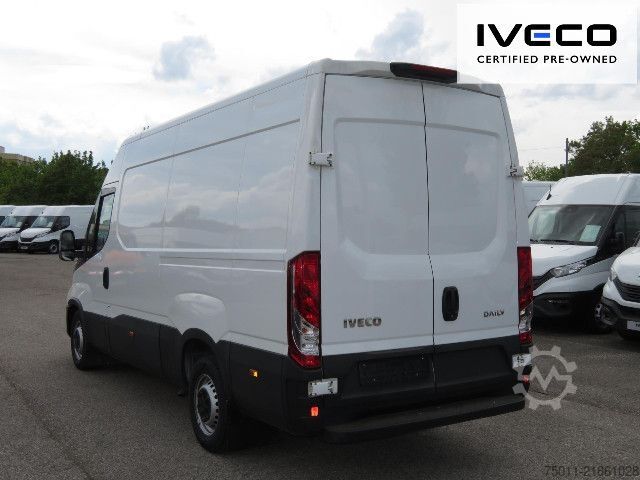 Fourgon surélevé IVECO Daily 35S16V Klima, PDC, Radstand 3520mm