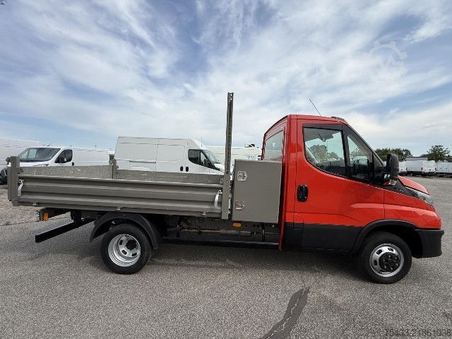 Kiper kamion IVECO DAILY 35C12 RIBALTABILE