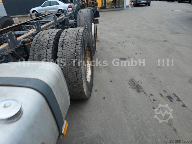 Chassi de caminhão MERCEDES-BENZ Actros Antos 2551 / WB 4300 / Ret / 3A Lenk+Lift