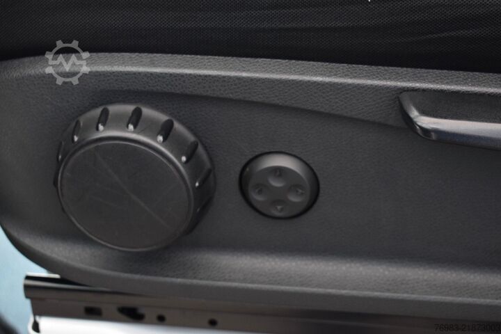Microbuz MERCEDES-BENZ Sprinter 316 CDI 4x4 7 G-Tronic Mixto L2H2 Navi