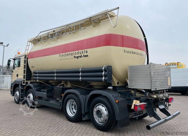 Tankbil MAN TGA 35.360 BL 8x2-4/ Spitzer Silo/ 23000 l/ AC