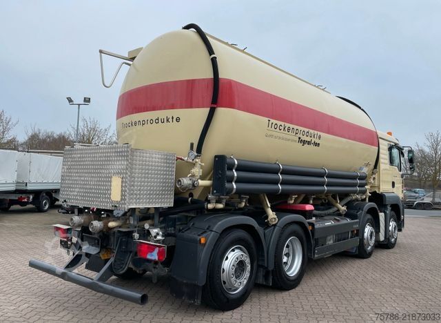 Tankbil MAN TGA 35.360 BL 8x2-4/ Spitzer Silo/ 23000 l/ AC